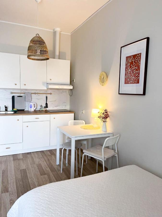 Cosy Apartment In Riga With Free Parking Exterior photo